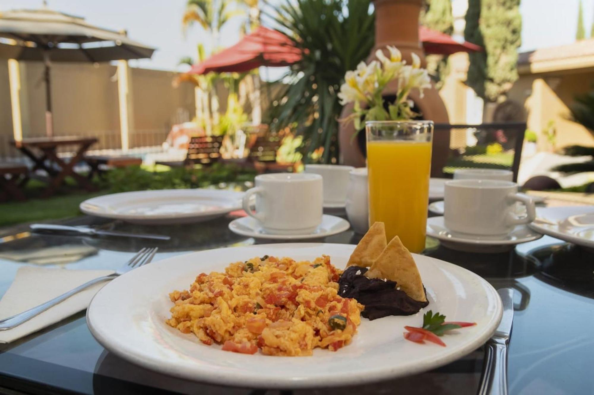 Capital O La Huerta Golf & Hotel Cholula Ngoại thất bức ảnh